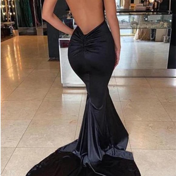 Prom or event Dress Portia and Scarlet black with train - Picture 4 of 8